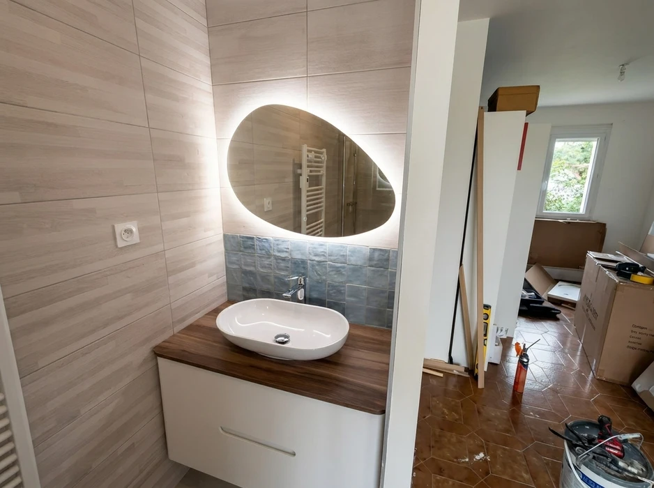 Salle de bain en cours de rénovation